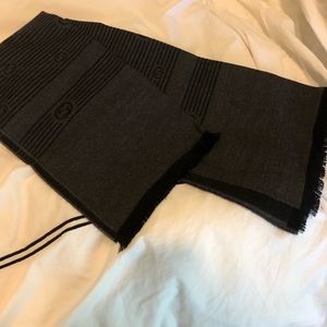 Gucci scarf